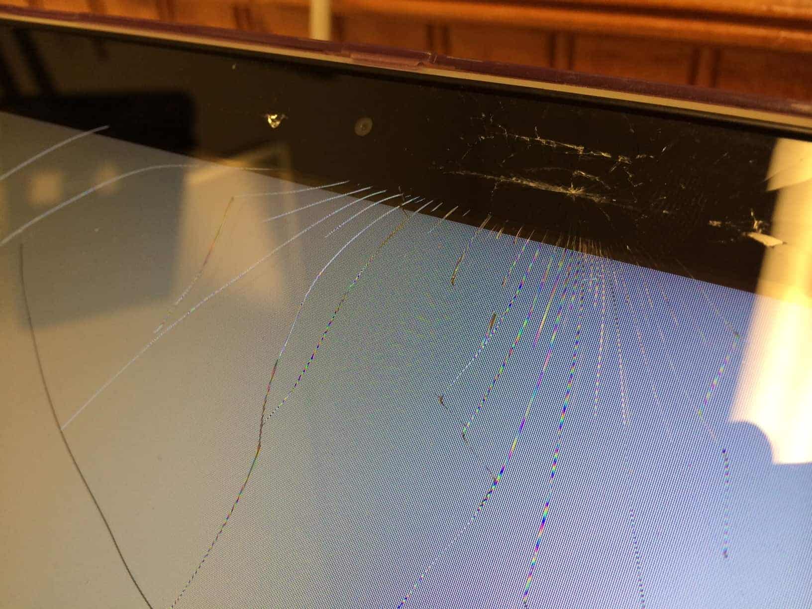 Glass cracked screen MacBook pro