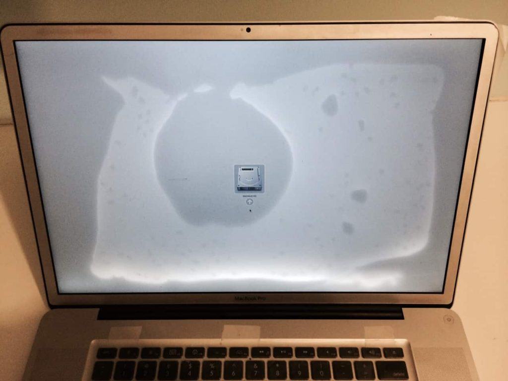 MacBook-Pro-A1286 liquid damaged display