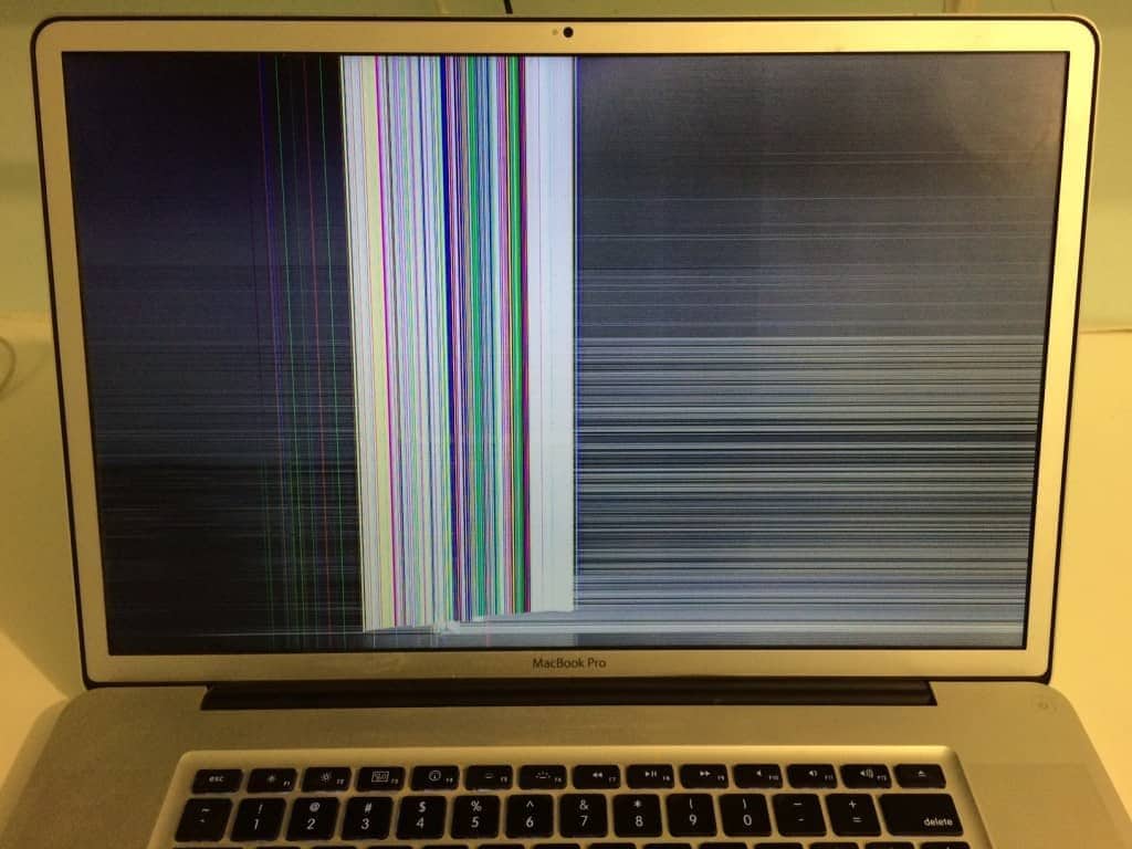 macbook cracked screen