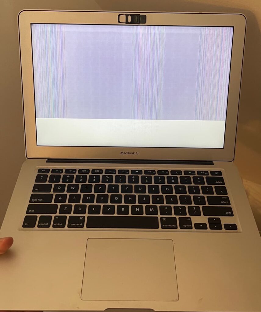 Common Screen issue on 2015 MacBook Air